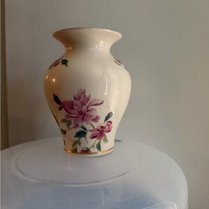 Lenox Barrington Vase Estate Porcelain Collection 5 1/2" Pink Flowers